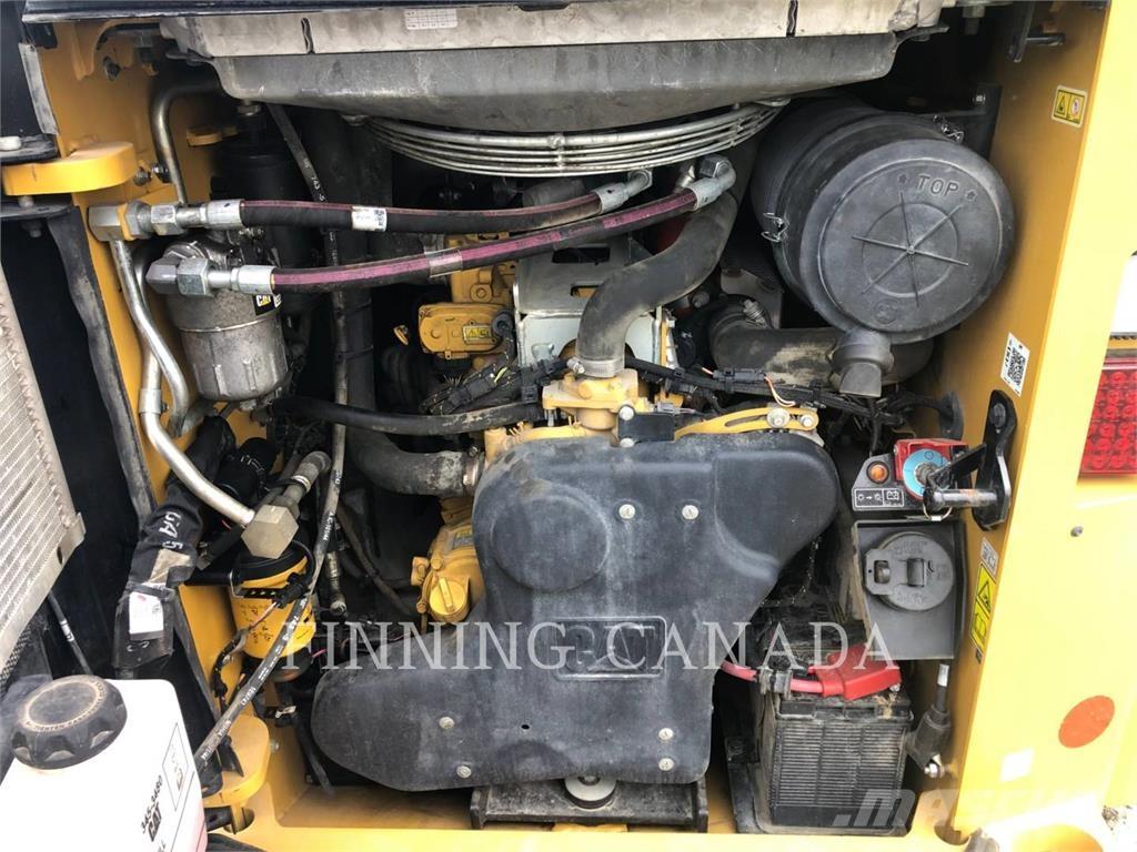 CAT 299D3 XE Pale cingolate