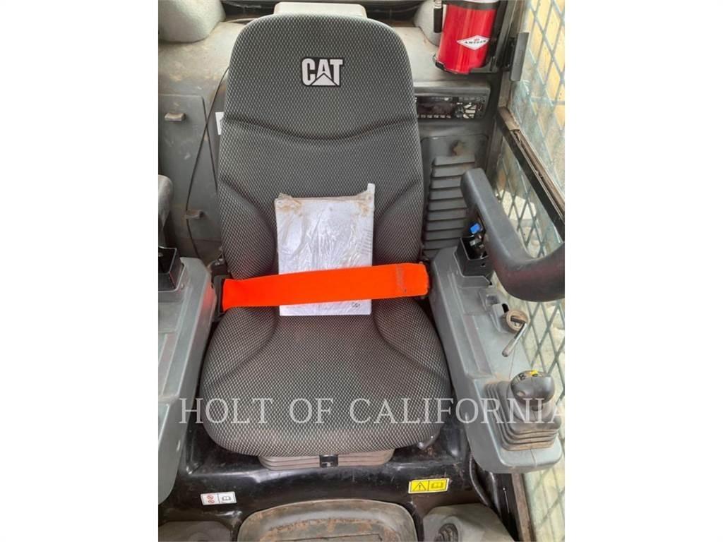 CAT 299D3XE Mini Pale Gommate