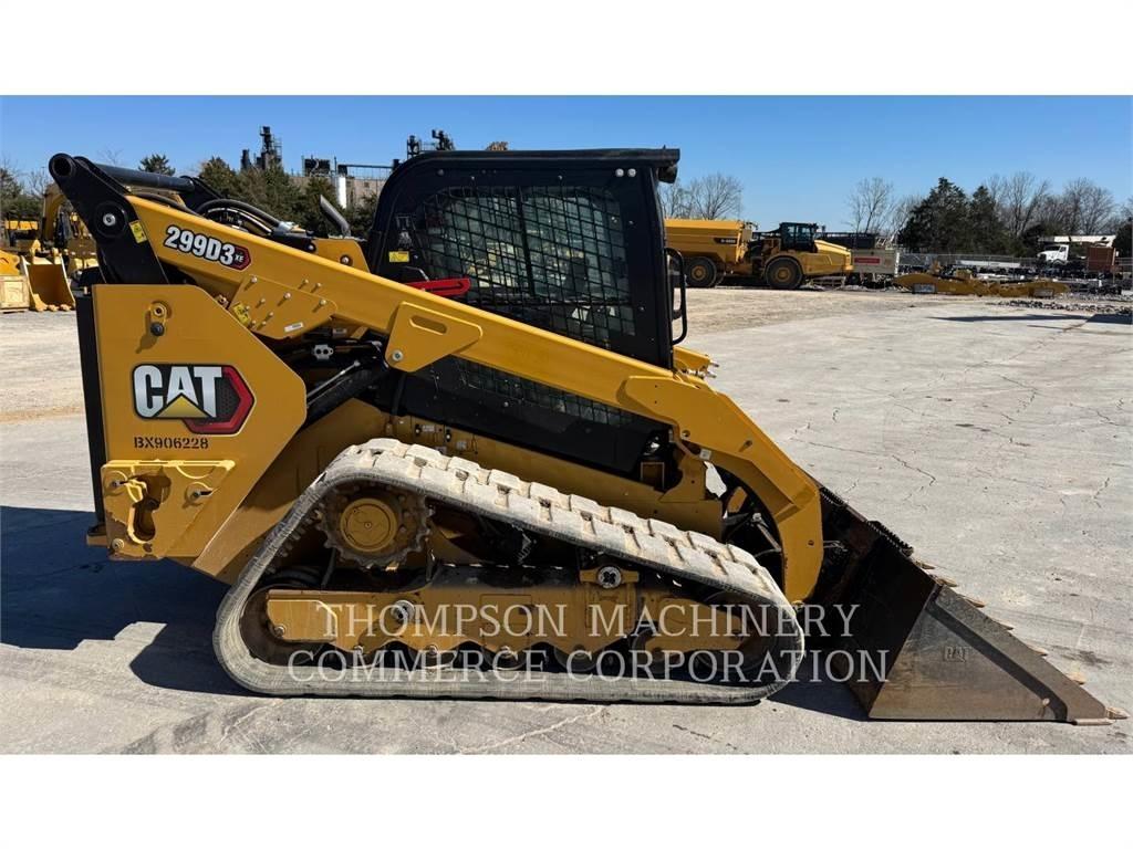 CAT 299D3XE Pale cingolate