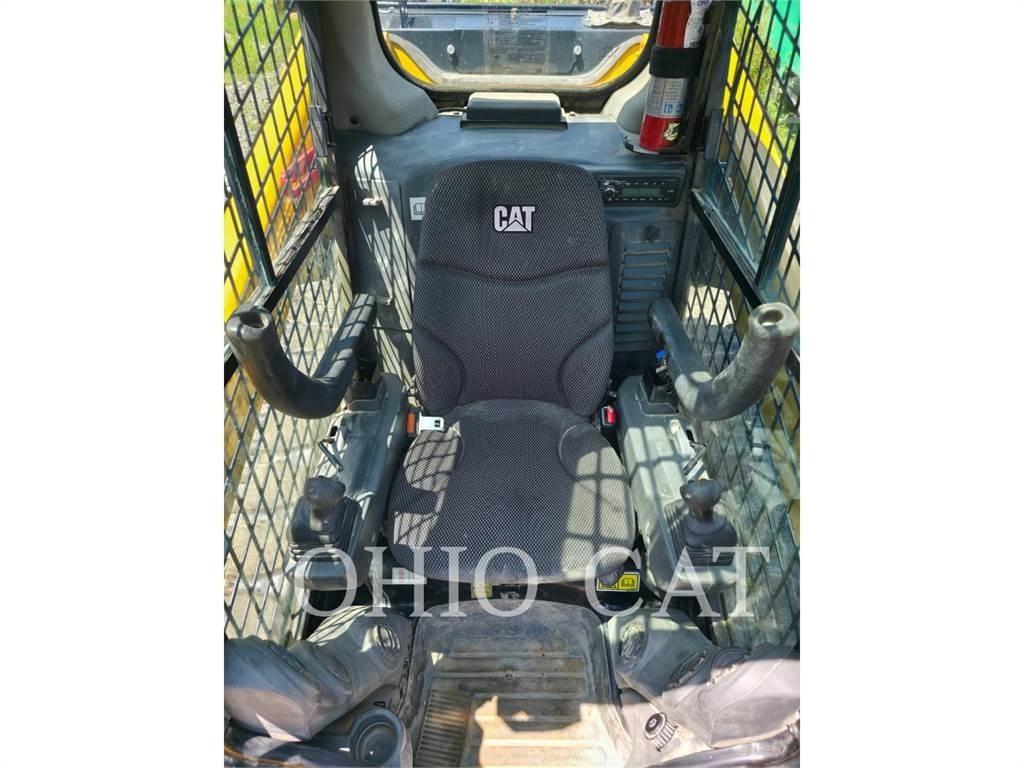 CAT 299D3XE Mini Pale Gommate