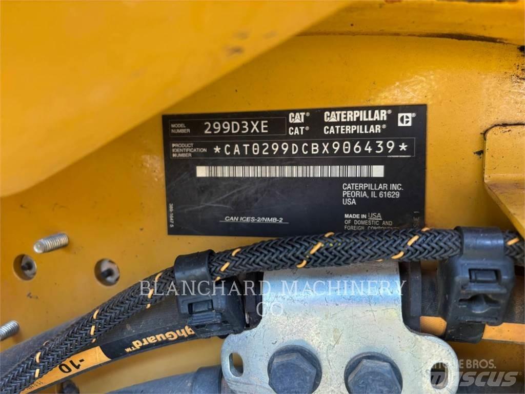 CAT 299D3XE Pale cingolate