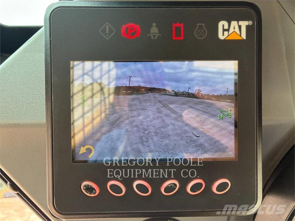CAT 299D3XE Pale cingolate