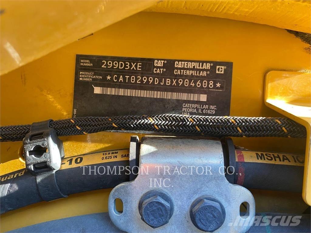 CAT 299D3XE Pale cingolate