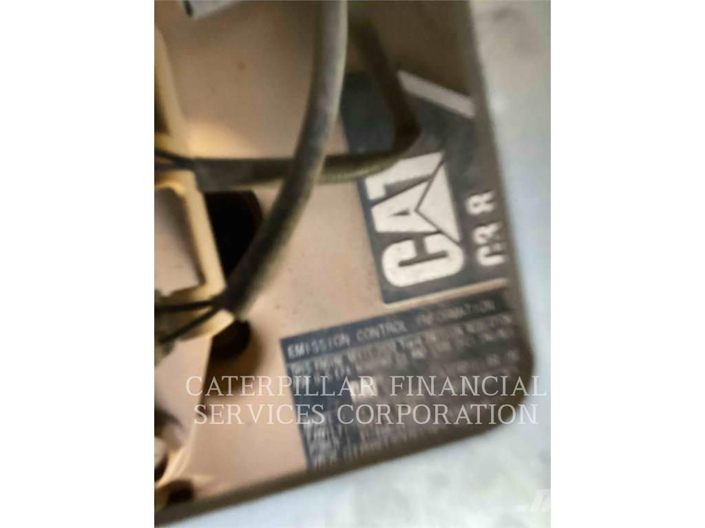 CAT 299D3XE Pale cingolate