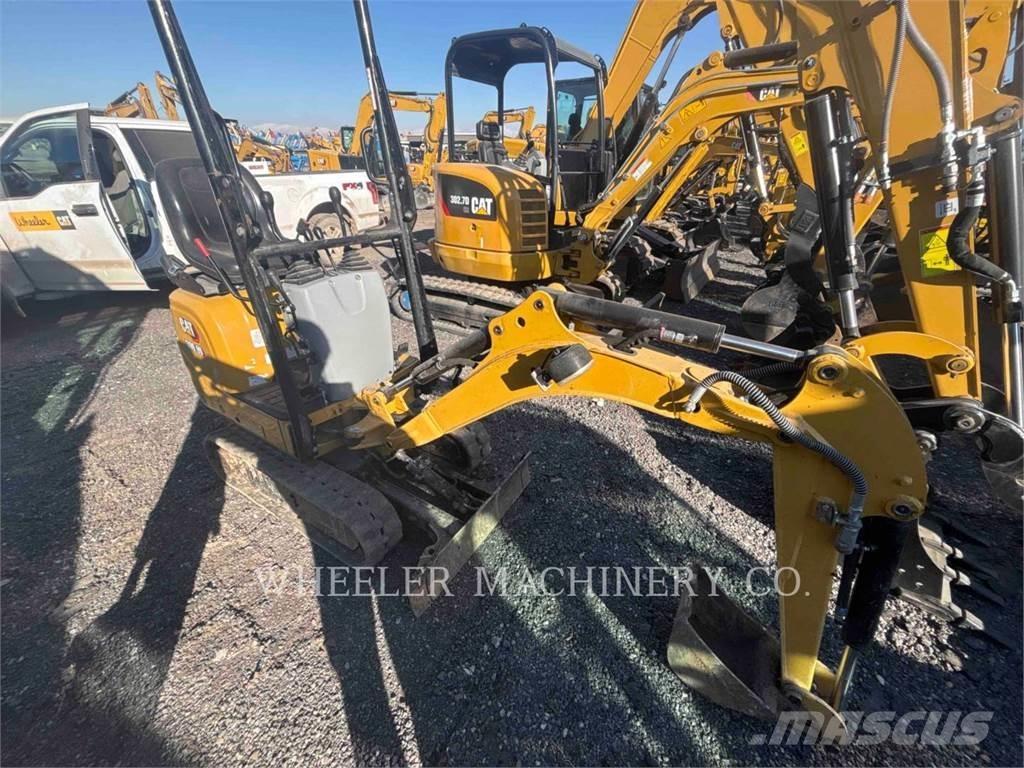 CAT 300.9D Escavatori cingolati