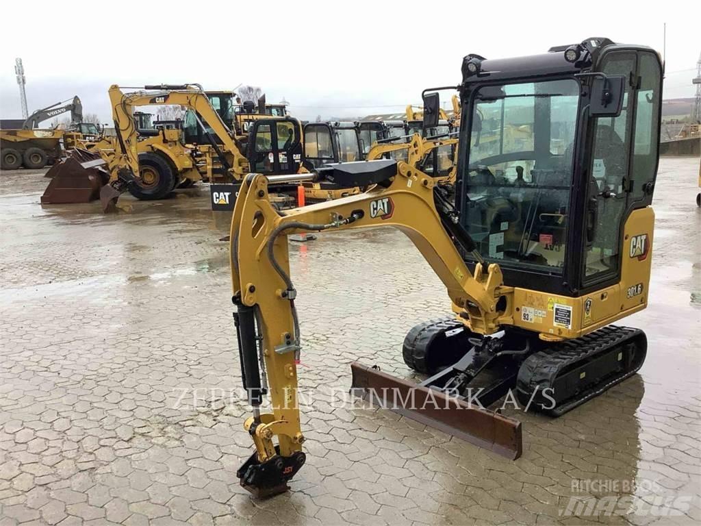 CAT 301.6 Escavatori cingolati