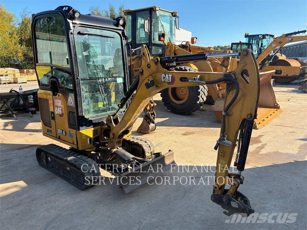 CAT 301.6 Escavatori cingolati