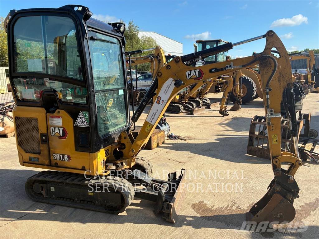 CAT 301.6-05 Escavatori cingolati