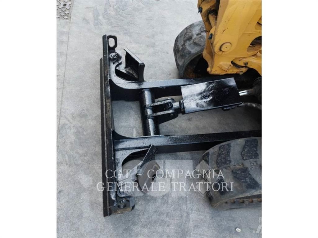 CAT 301.7 Escavatori cingolati