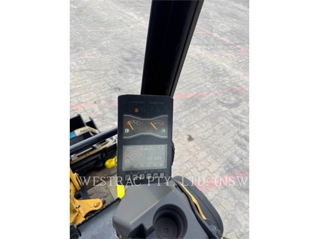 CAT 301.7CR Escavatori cingolati
