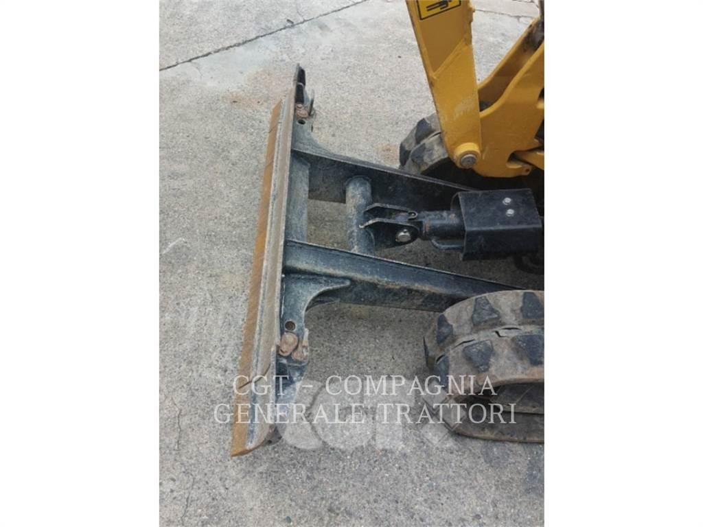 CAT 301.7D Escavatori cingolati