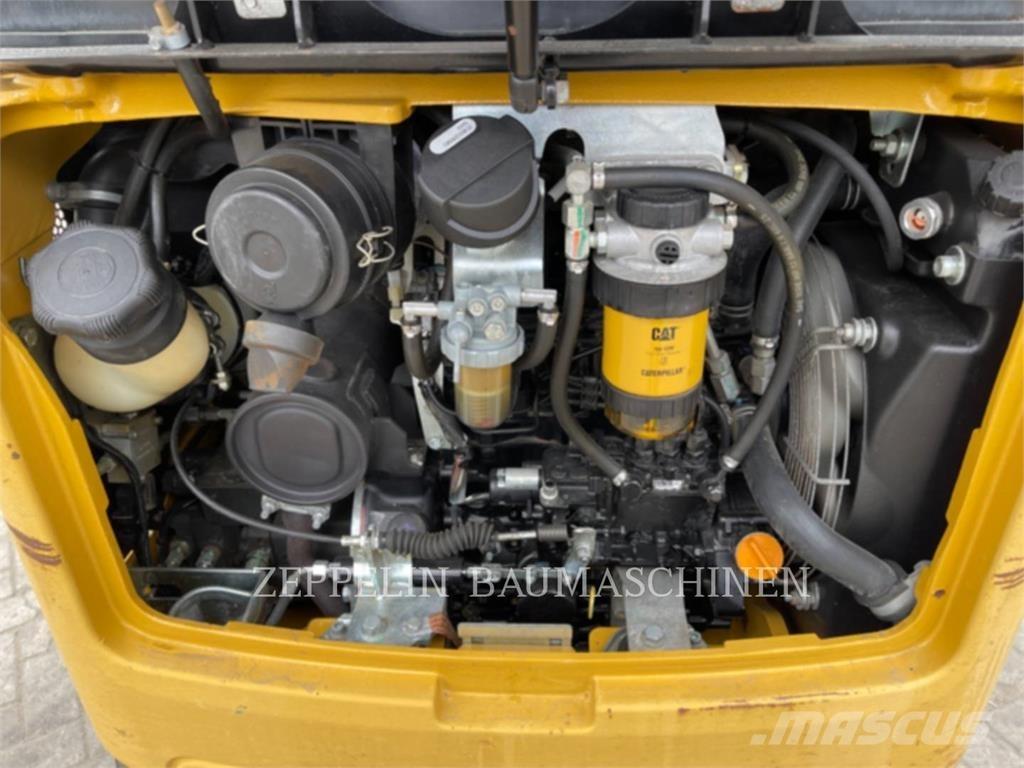 CAT 301.7D Escavatori cingolati