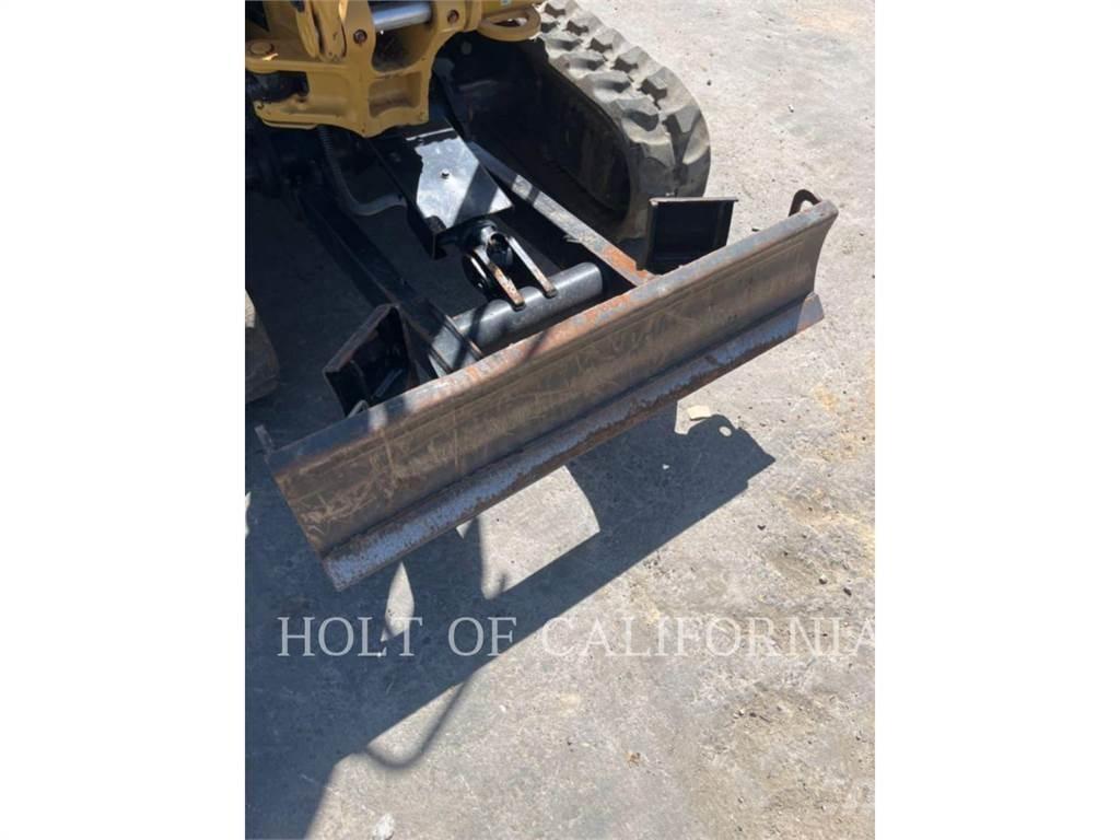 CAT 301.8 Escavatori cingolati
