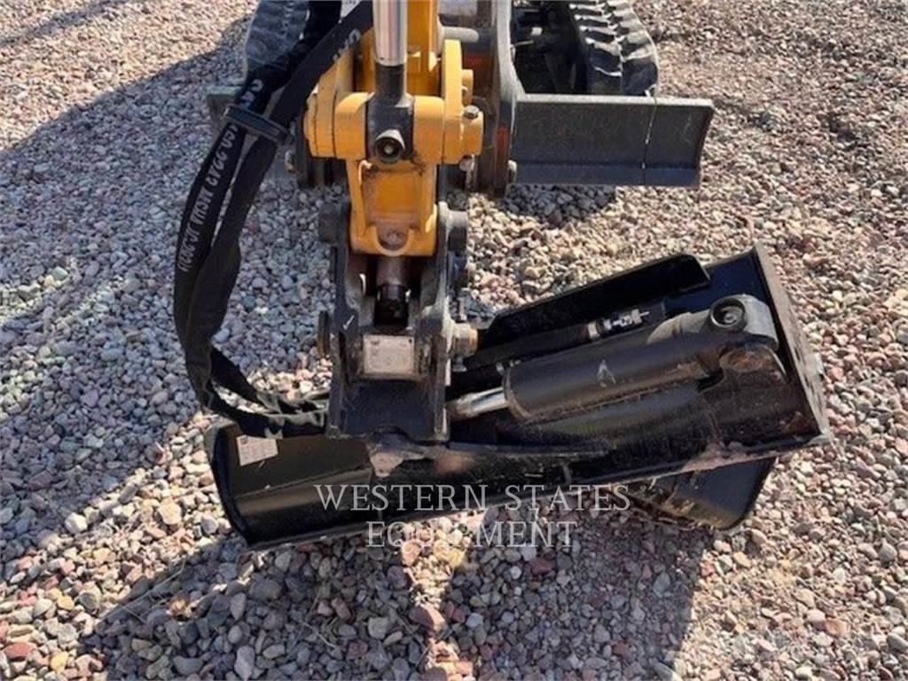 CAT 301.8 Escavatori cingolati