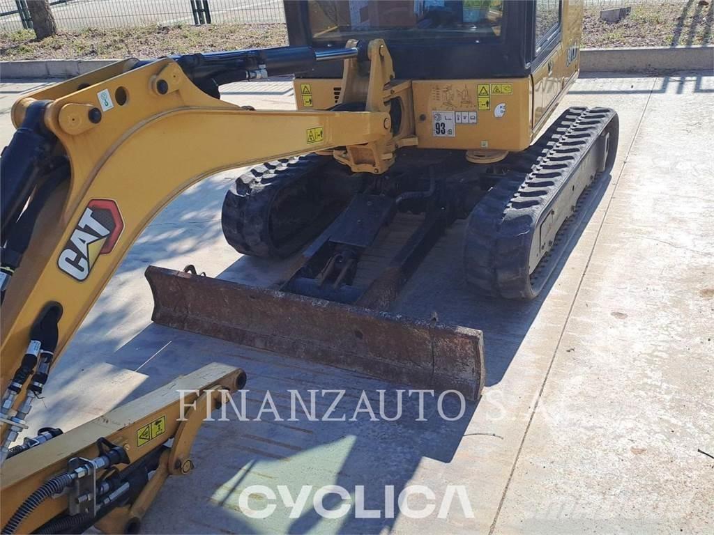 CAT 301.8 Escavatori cingolati