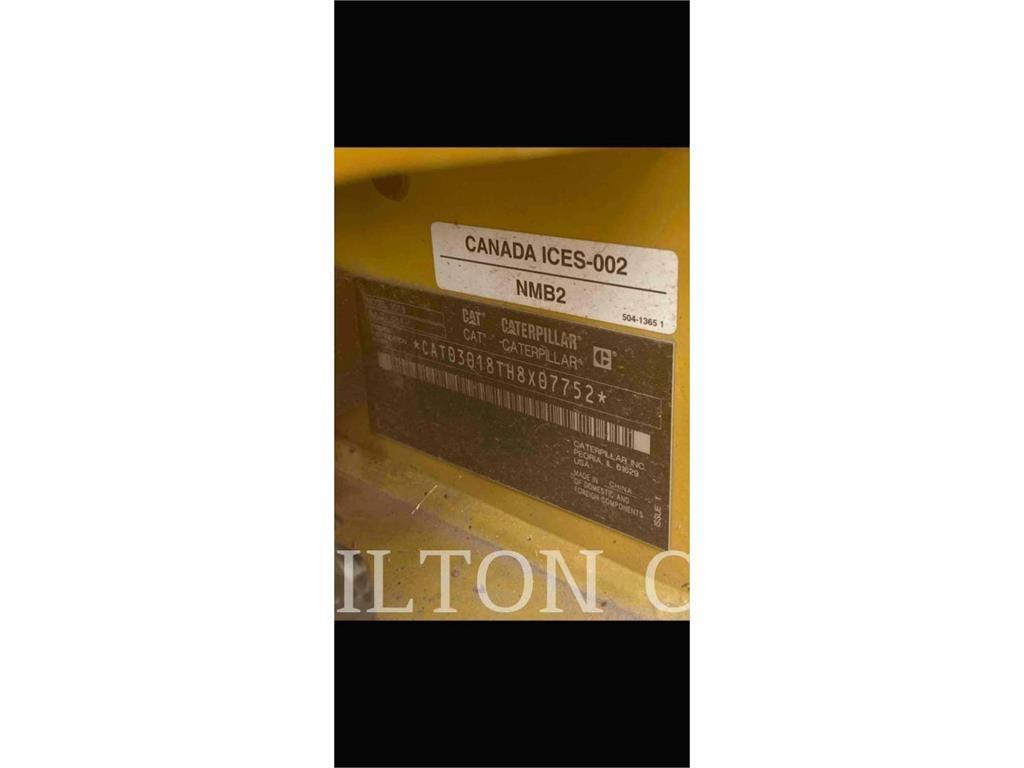 CAT 301.8 Escavatori cingolati