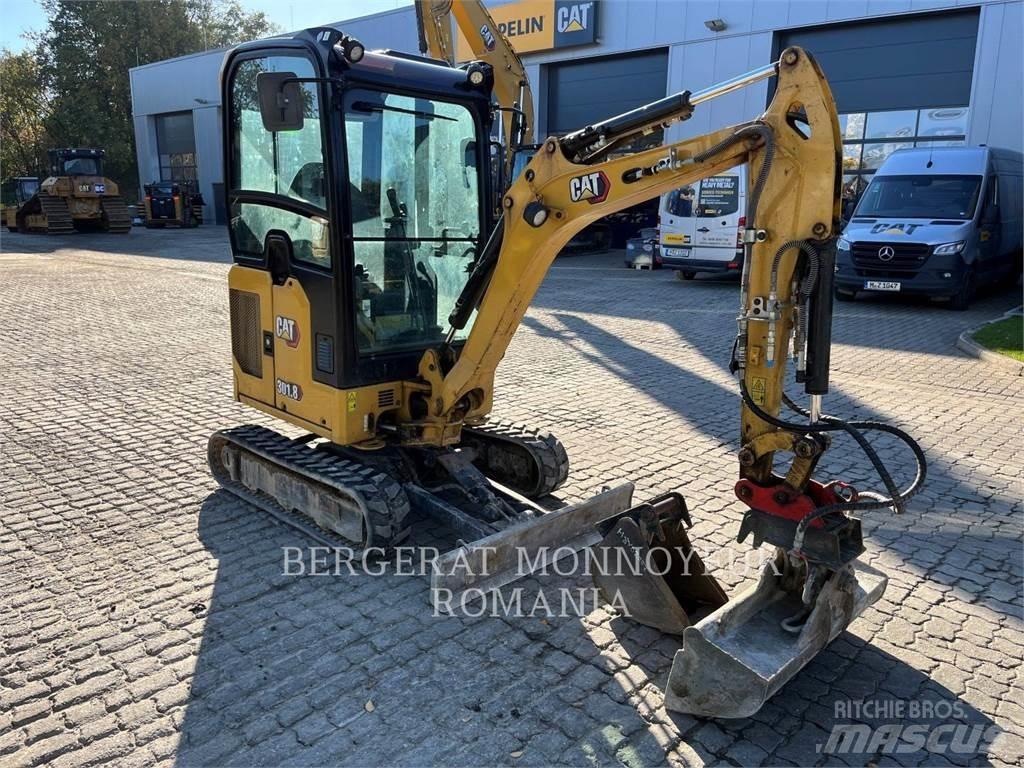 CAT 301.8-05 Escavatori cingolati