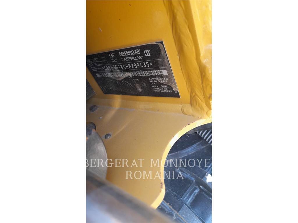 CAT 301.8-05 Escavatori cingolati