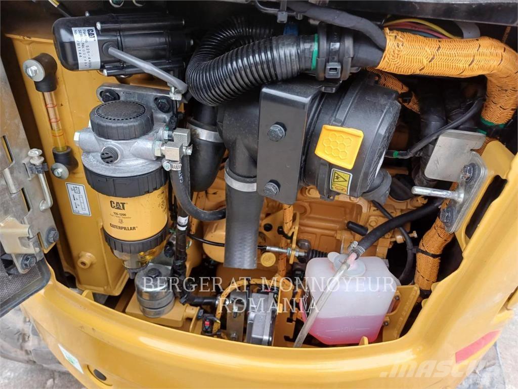 CAT 301.8-05 Escavatori cingolati