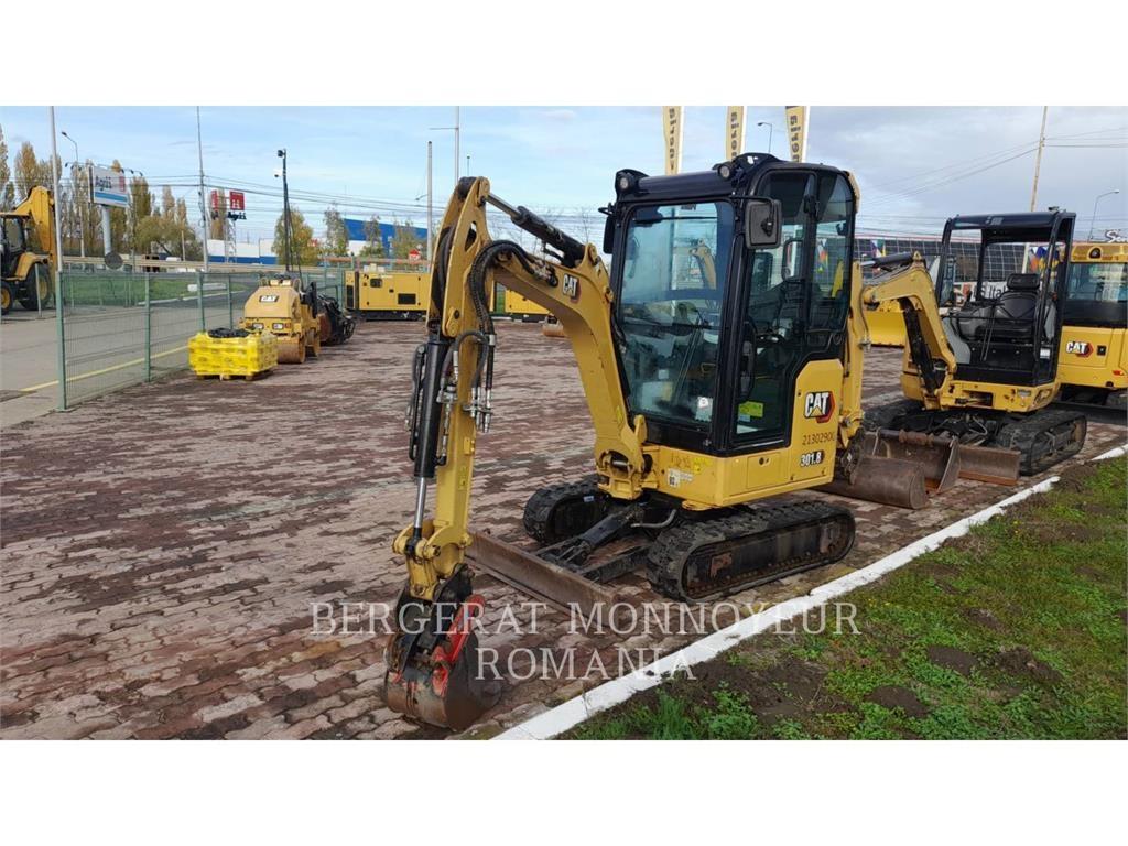 CAT 301.8-05 Escavatori cingolati