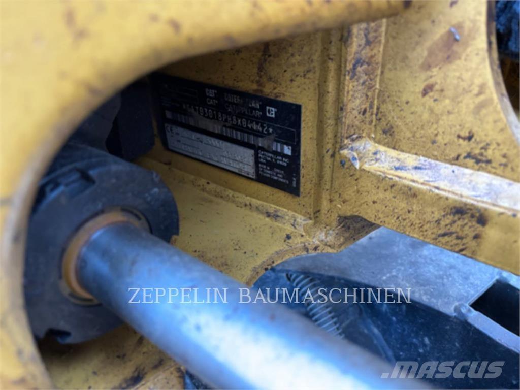 CAT 301.8-05A Escavatori cingolati