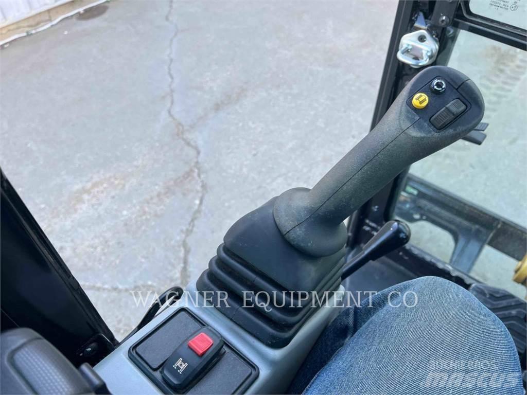CAT 302 Escavatori cingolati