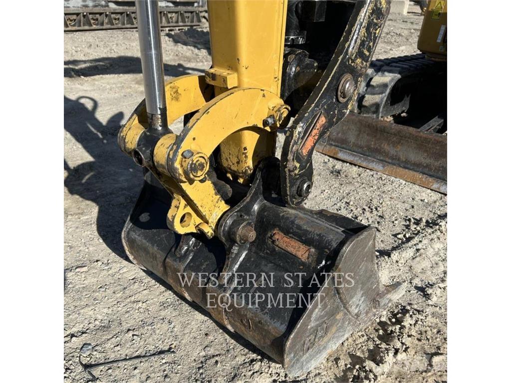 CAT 302 Escavatori cingolati