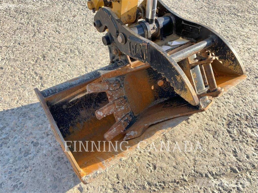CAT 302-05 Escavatori cingolati