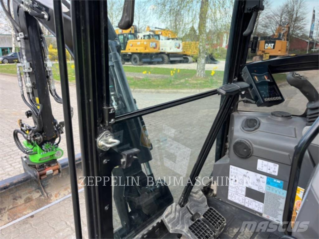 CAT 302-05A CR Escavatori cingolati