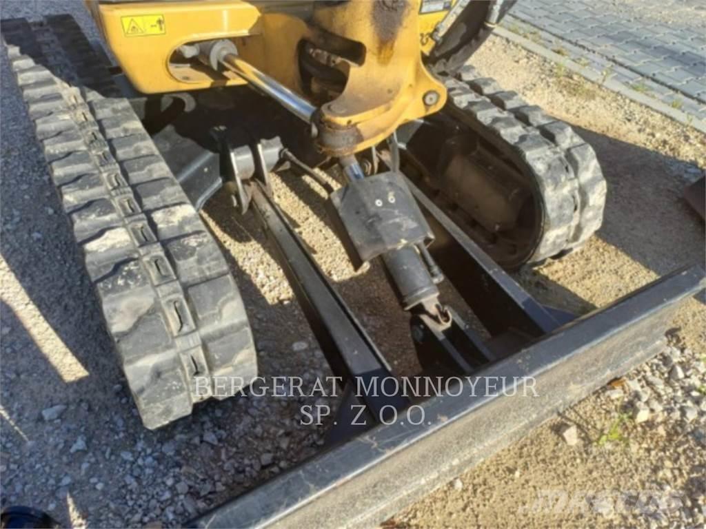 CAT 302.4D Escavatori cingolati