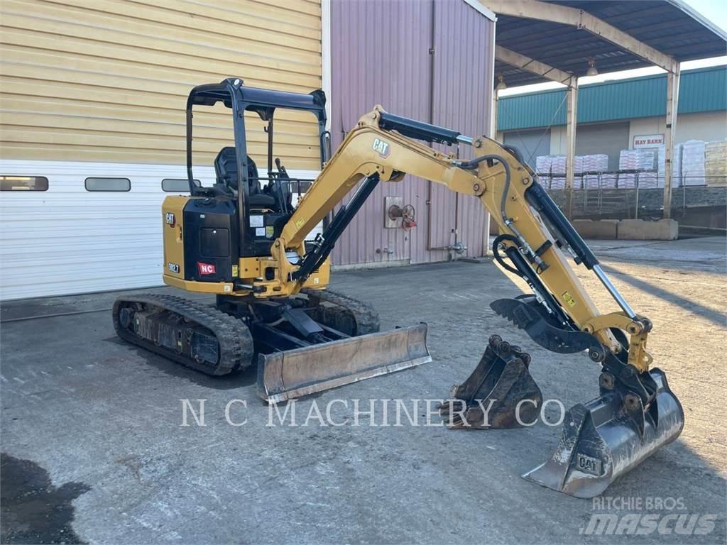 CAT 302.7 Escavatori cingolati