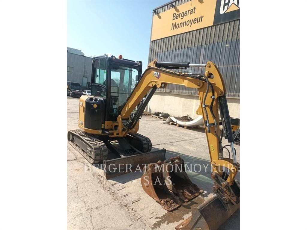 CAT 302.7 Escavatori cingolati