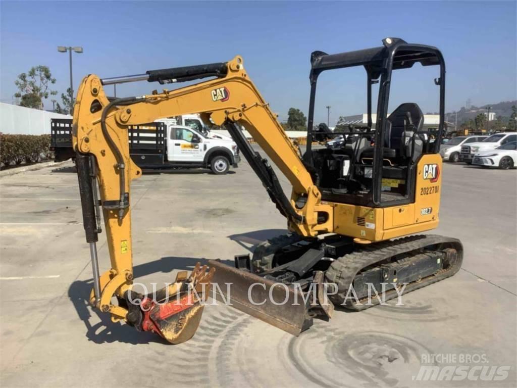 CAT 302.7 Escavatori cingolati
