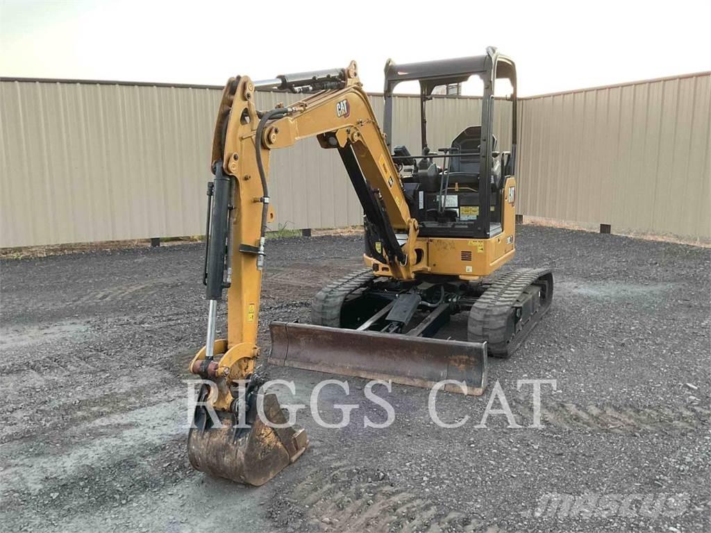 CAT 302.7 Escavatori cingolati
