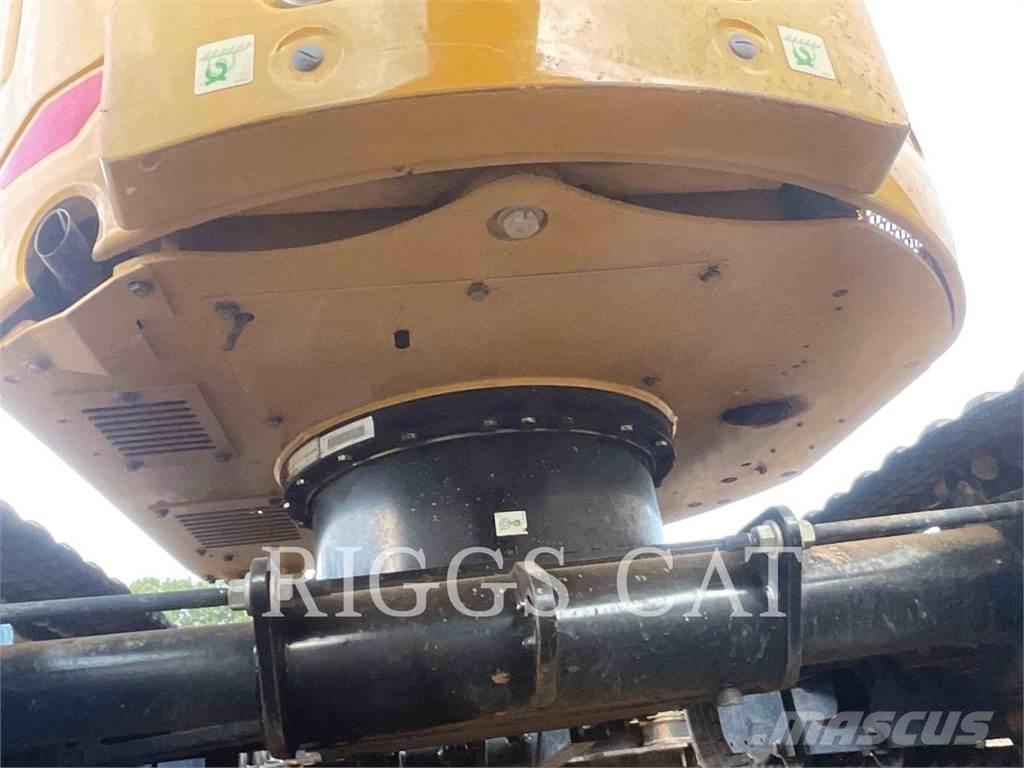 CAT 302.7 Escavatori cingolati