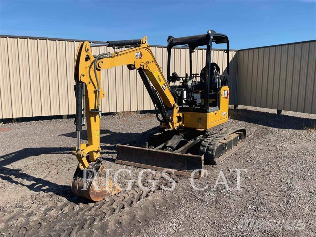 CAT 302.7 Escavatori cingolati