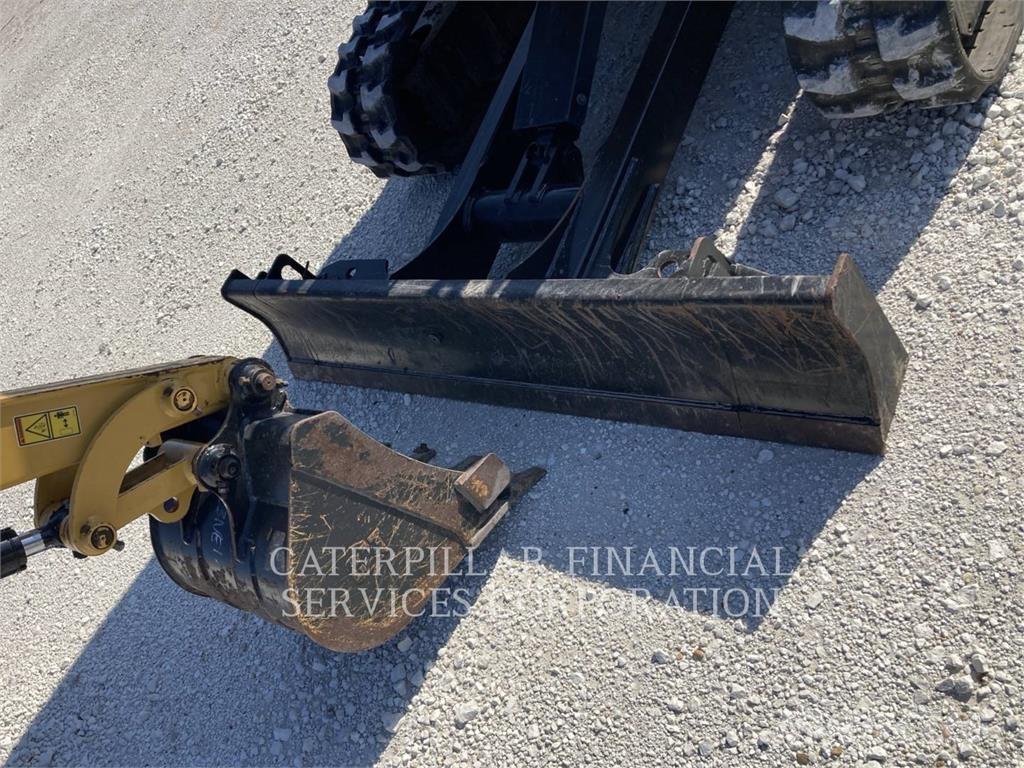 CAT 302.7-07CR Escavatori cingolati