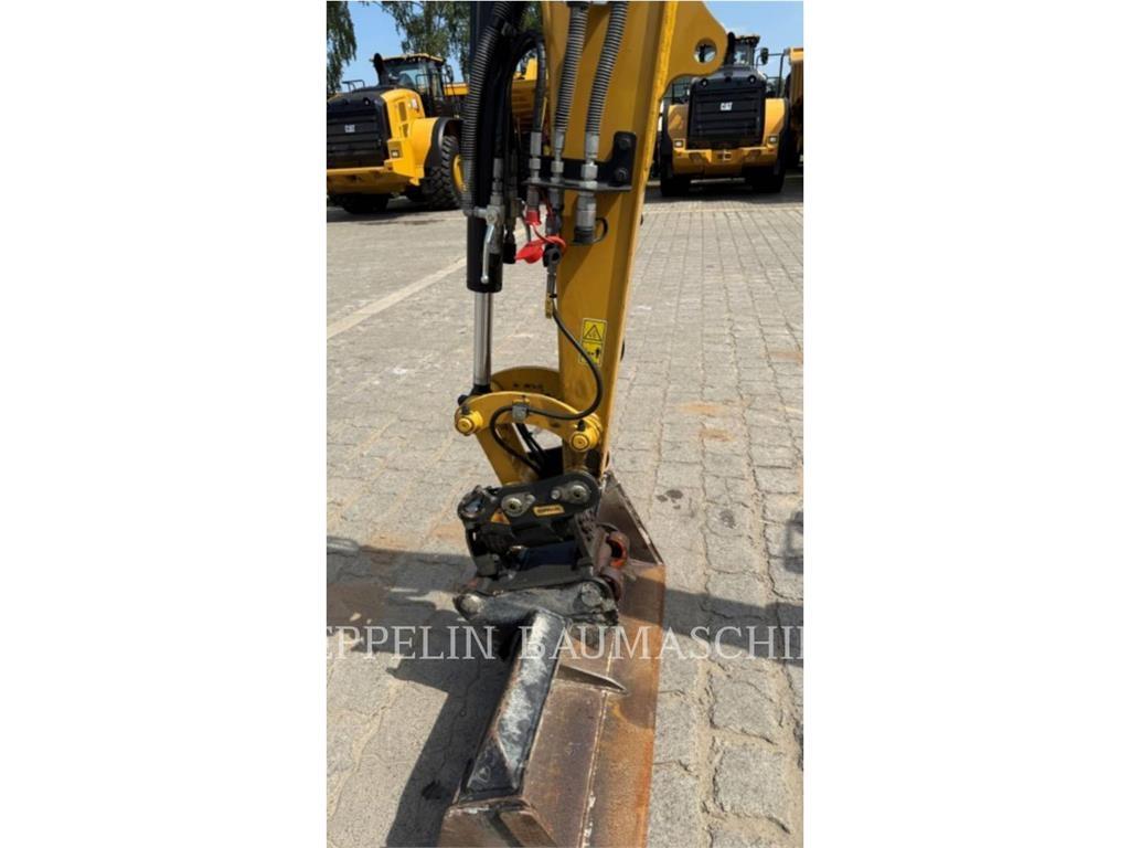 CAT 302.7CR-07 Escavatori cingolati