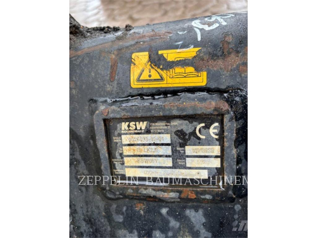 CAT 302.7D Escavatori cingolati