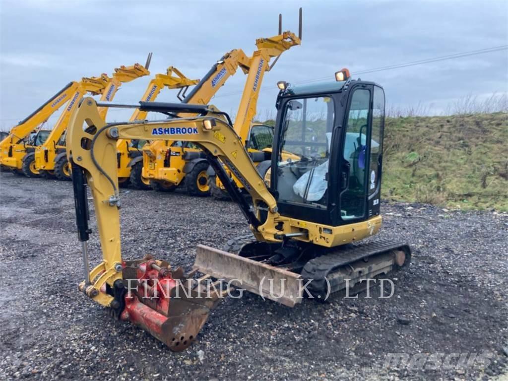 CAT 302.7D CAB Escavatori cingolati