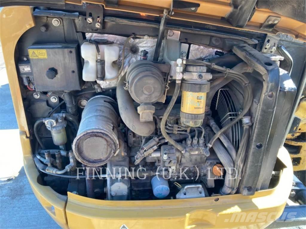 CAT 302.7D CAB Escavatori cingolati