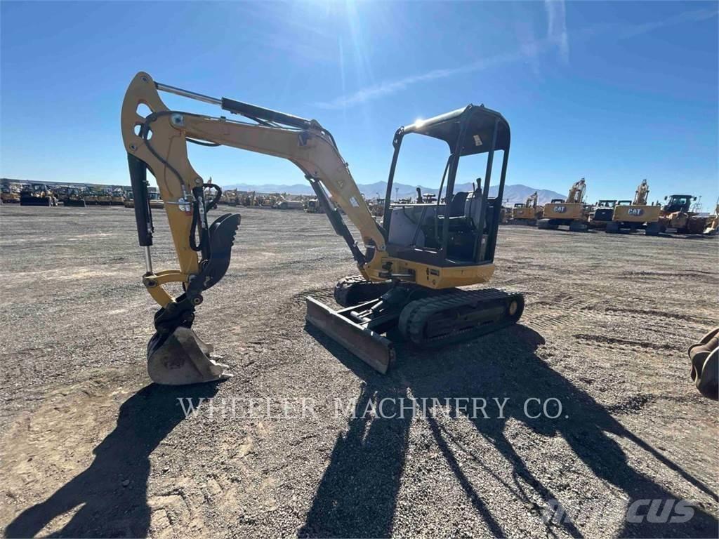 CAT 302.7DC1TH Escavatori cingolati