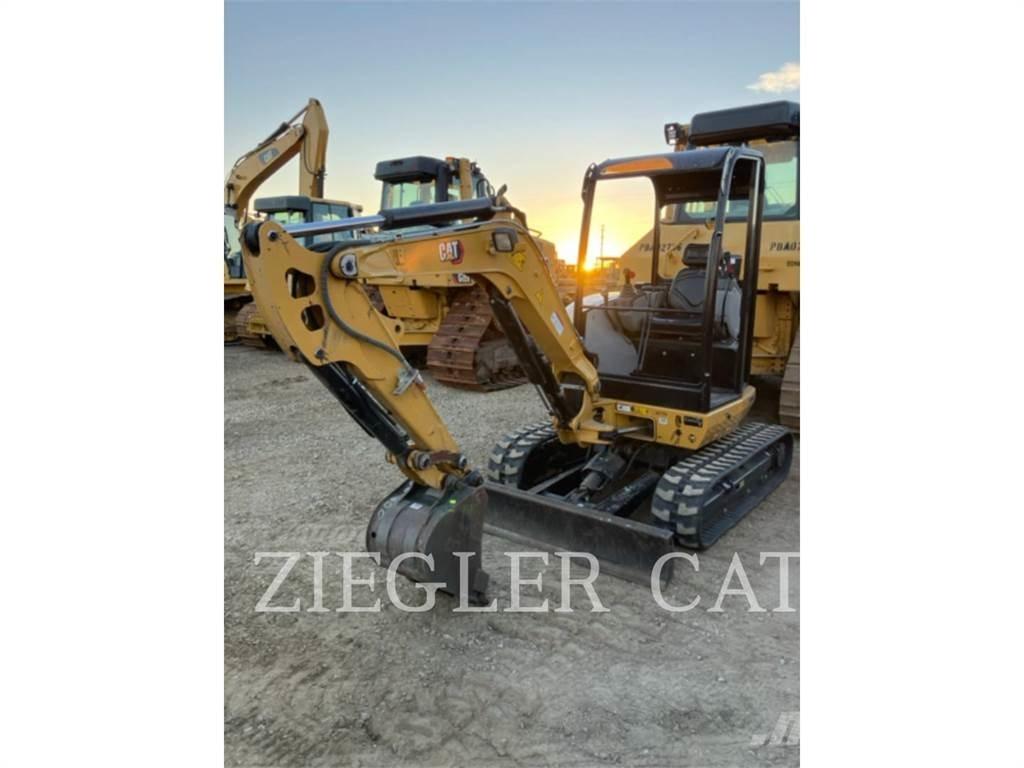 CAT 302.7DCR Escavatori cingolati