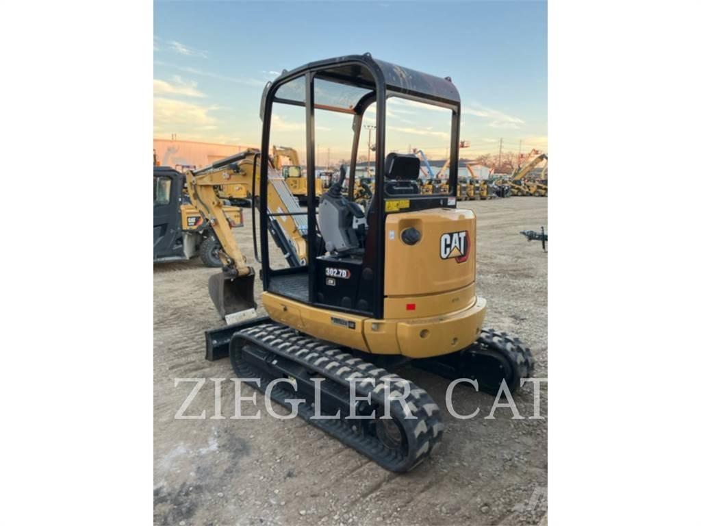 CAT 302.7DCR Escavatori cingolati