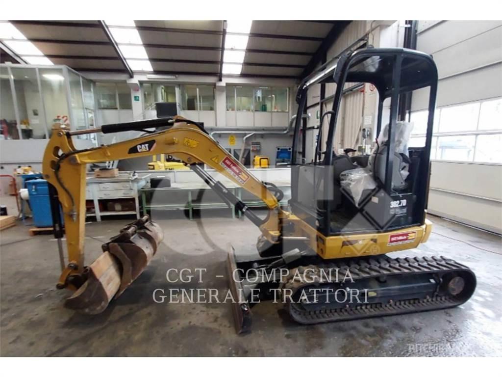 CAT 302.7DCR Escavatori cingolati