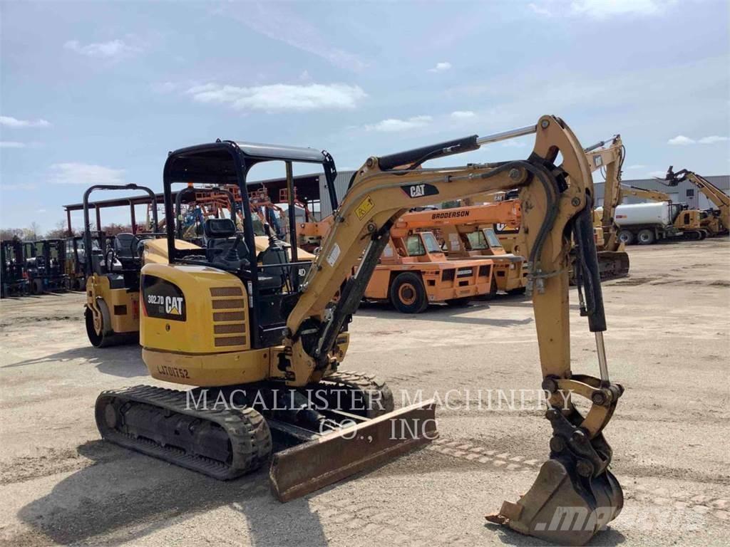 CAT 302.7DCR Escavatori cingolati