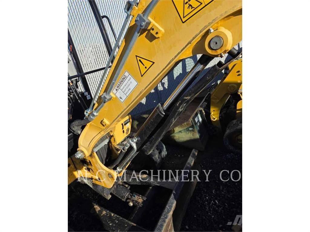 CAT 302.7DCRCN Escavatori cingolati