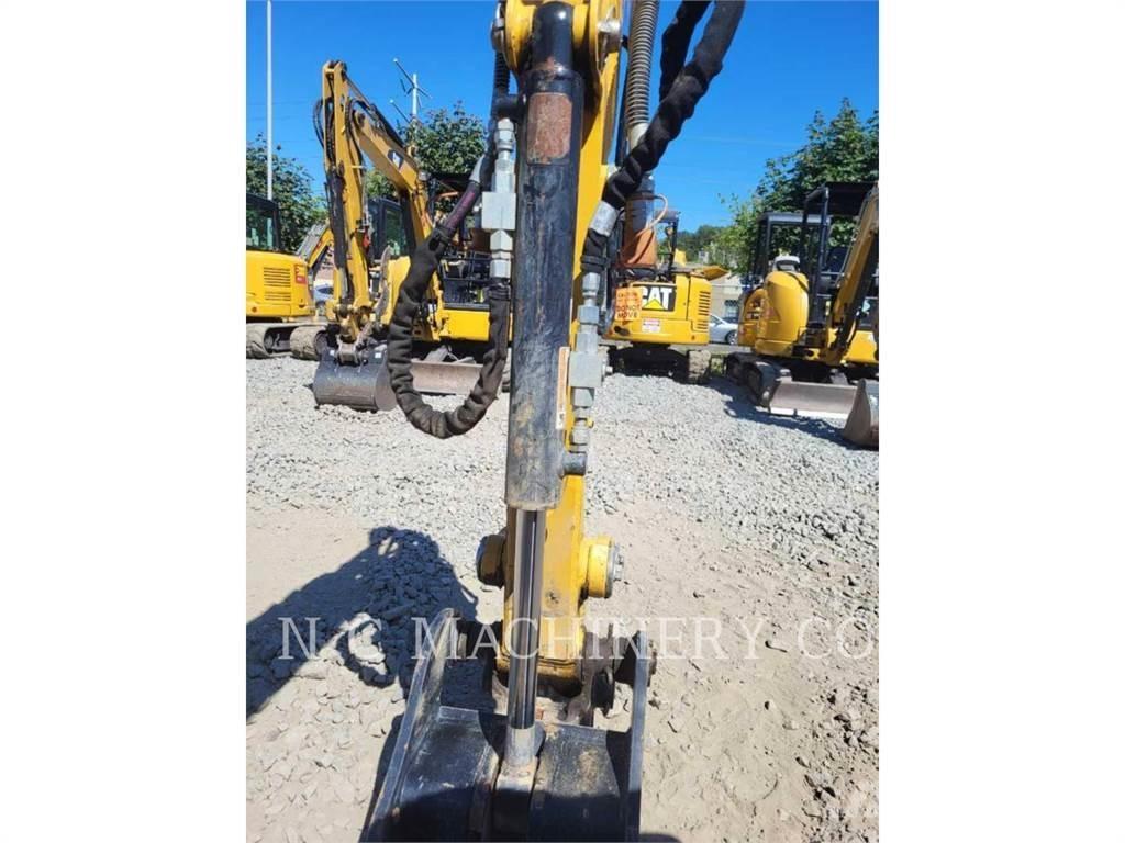CAT 302.7DCRCN Escavatori cingolati