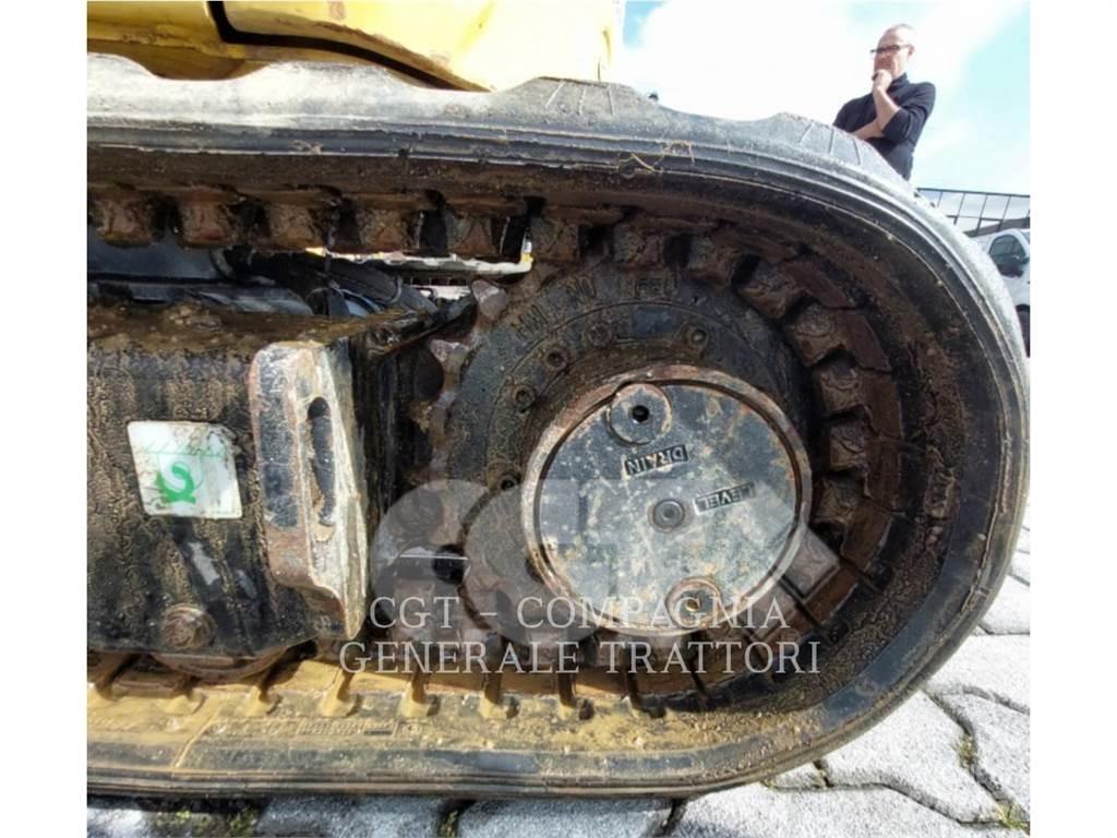 CAT 302 CR Escavatori cingolati