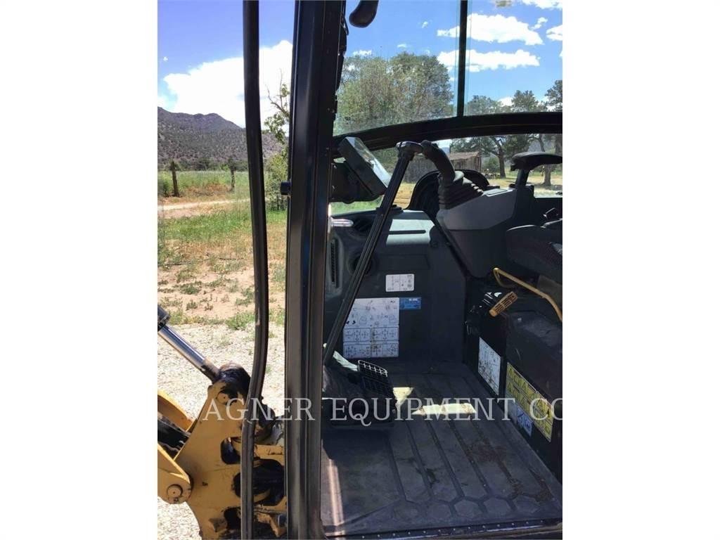 CAT 302 THB Escavatori cingolati
